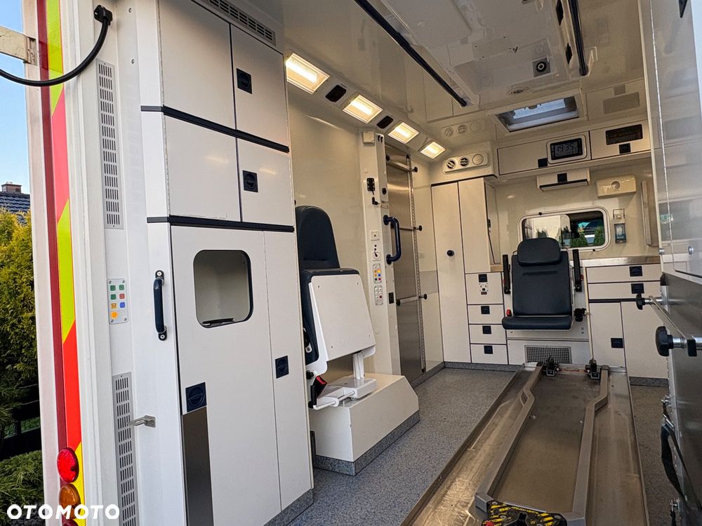Mercedes-Benz SPRINTER 519CDI 3.0 V6 AUTOMAT 7G AMBULANS/KARETKA - 11