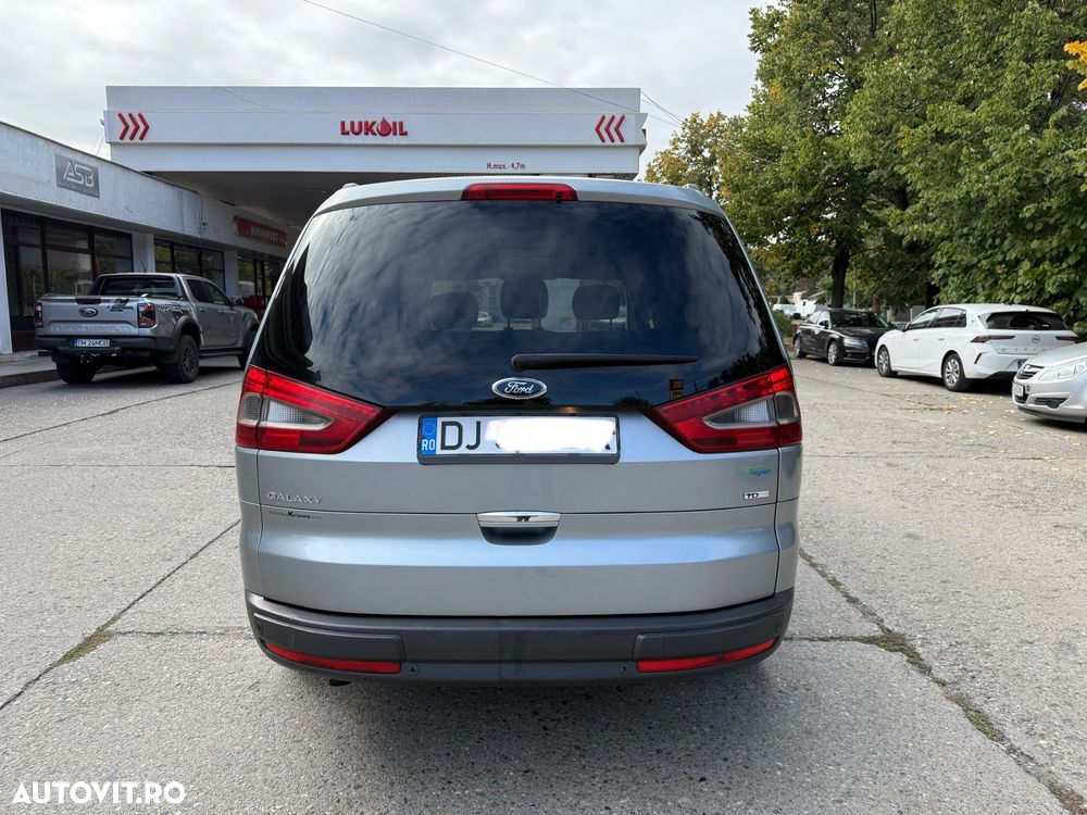Ford Galaxy 2.0 TDCi Ghia - 4