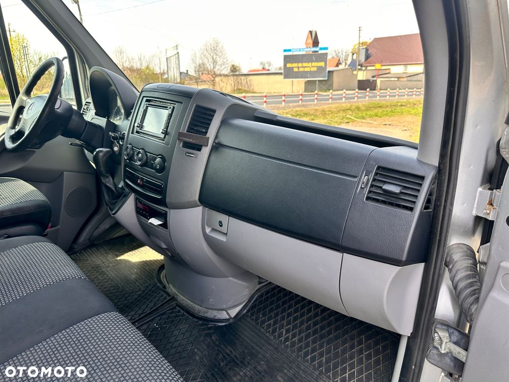 Mercedes-Benz Sprinter 906 - 19