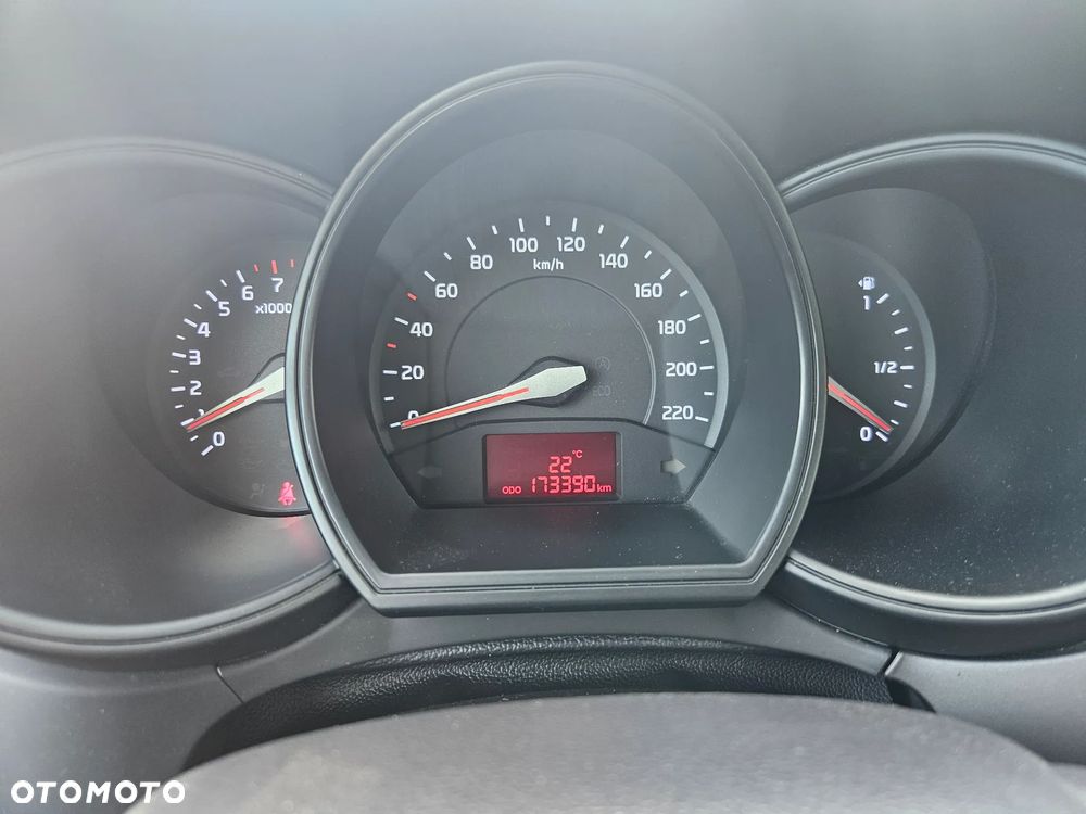 Kia Rio 1.2 Dream Team Edition - 9