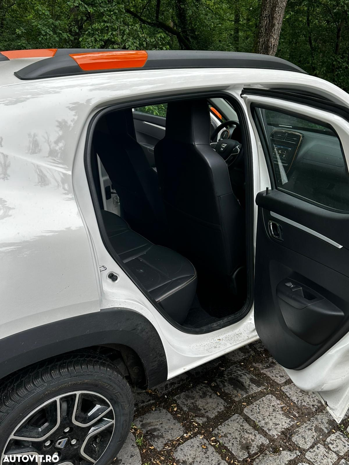 Dacia Spring - 4
