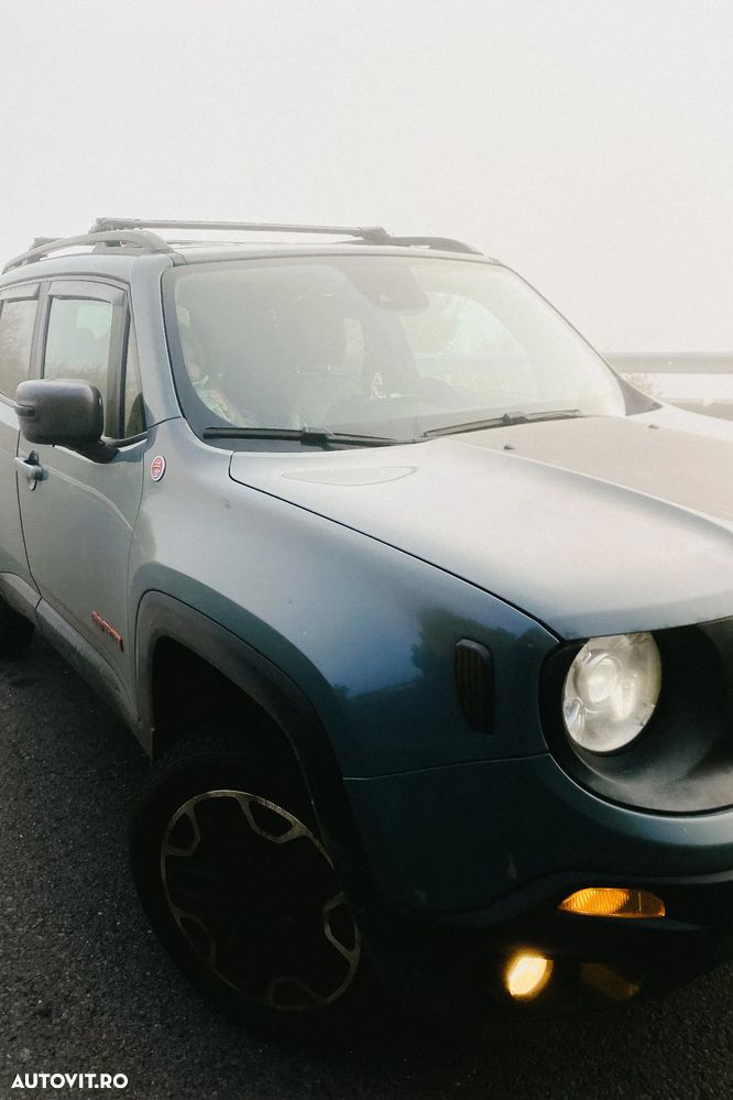 Jeep Renegade 2.0 M-Jet 4x4 Low AT9 Trailhawk - 3
