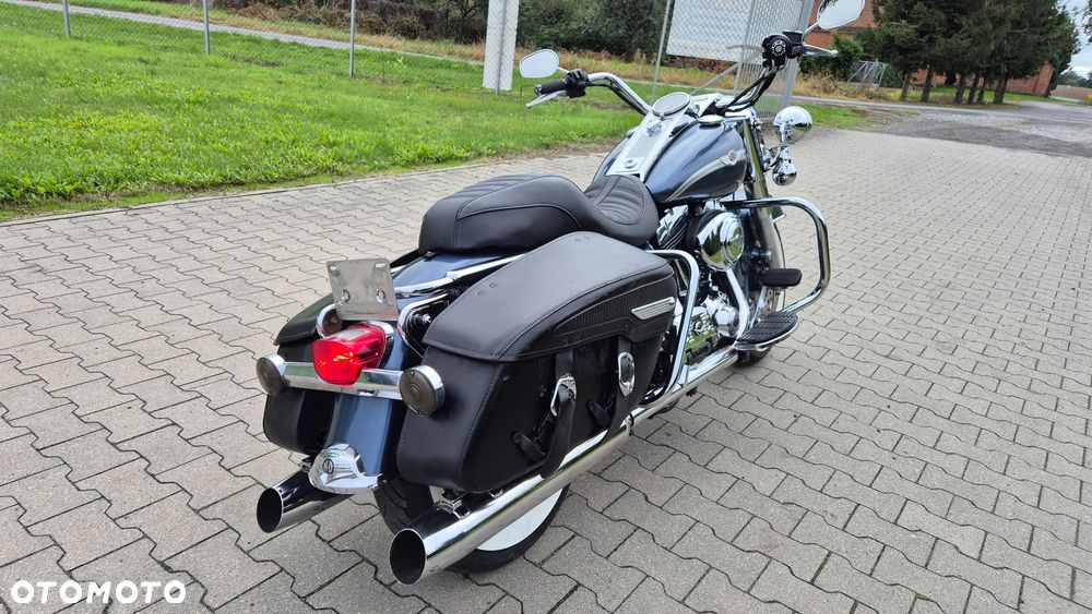 Harley-Davidson Touring Road King - 2