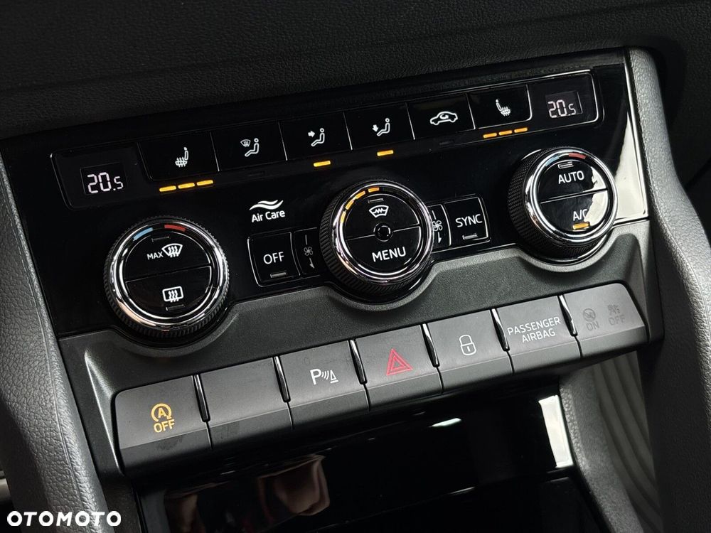 Skoda Karoq 1.5 TSI ACT Sportline DSG - 22