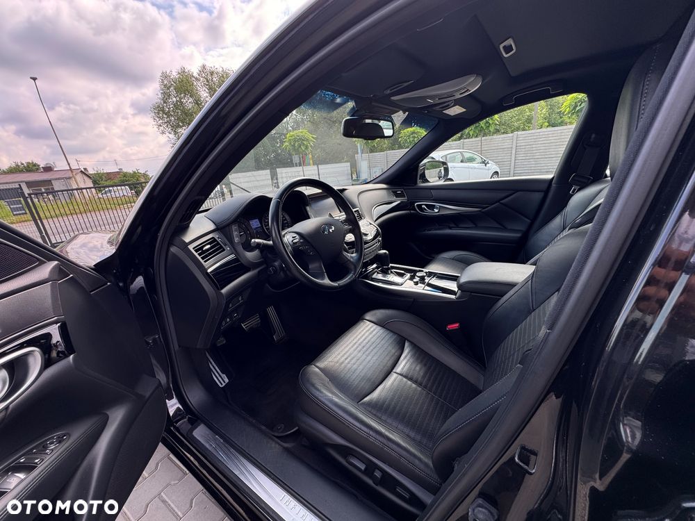 Infiniti Q70 2.2d Premium Executive - 8