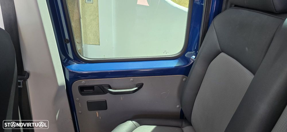VW Crafter 35 2.0 TDI CD Longo - 18