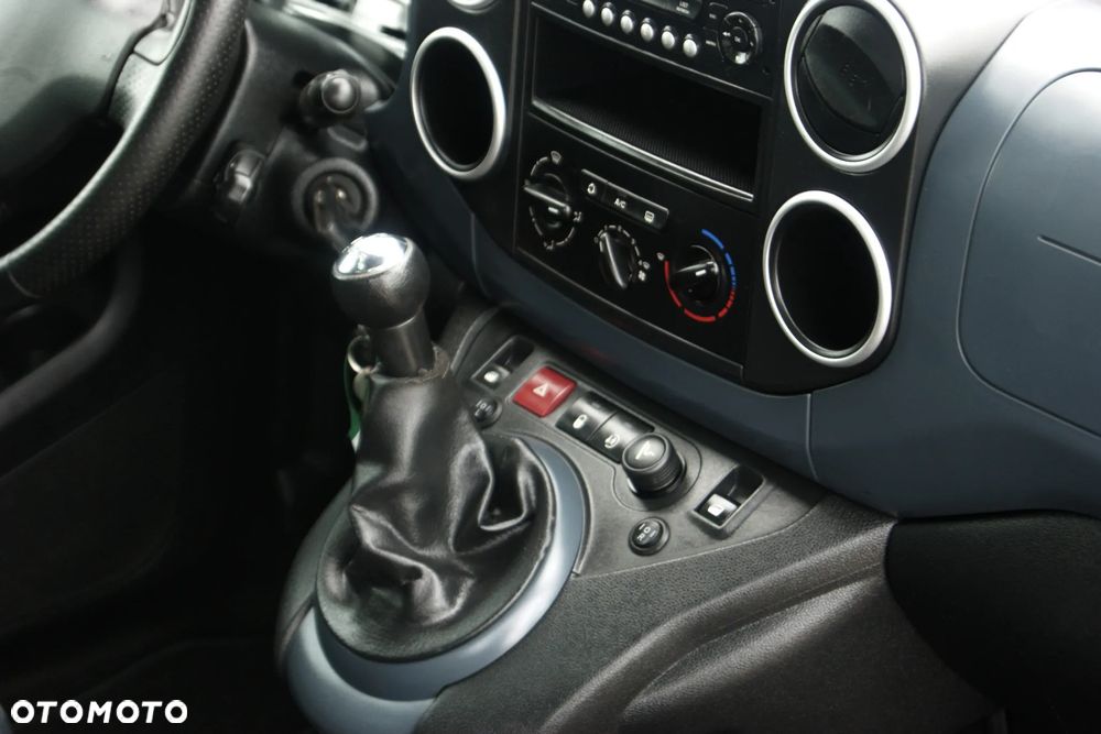 Peugeot Partner 110 Tendance mit Familien-Paket - 34