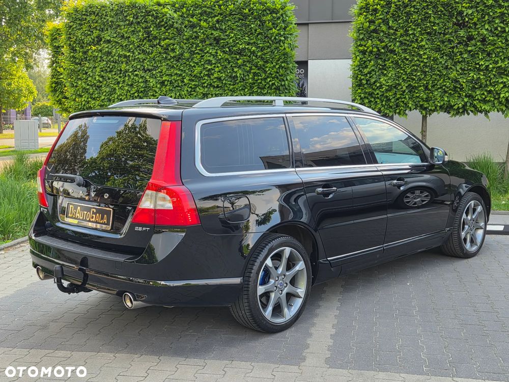 Volvo V70 2.5T Summum - 11