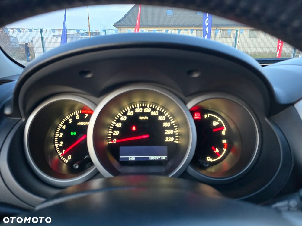 Suzuki Grand Vitara 2.4 Premium - 18