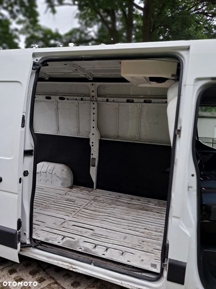 Renault Master - 24