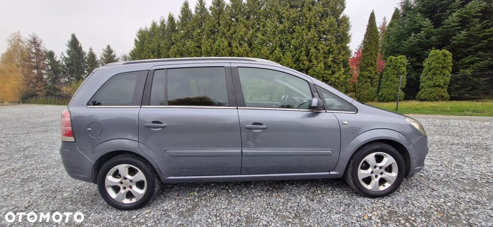 Opel Zafira - 4