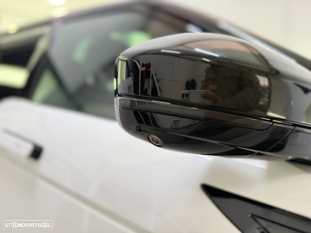 Land Rover Range Rover Evoque 1.5 P300e AWD R-Dynamic HSE Auto - 33