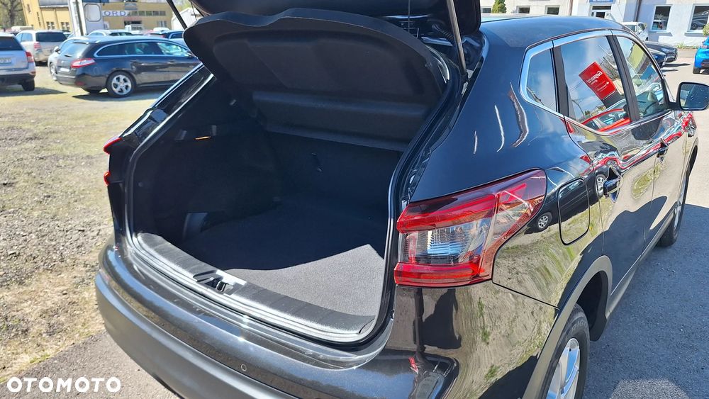 Nissan Qashqai 1.6 DCi N-Connecta Xtronic - 16