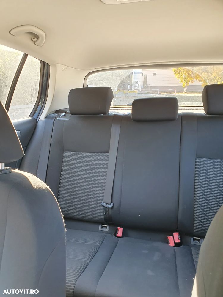 Volkswagen Golf - 9