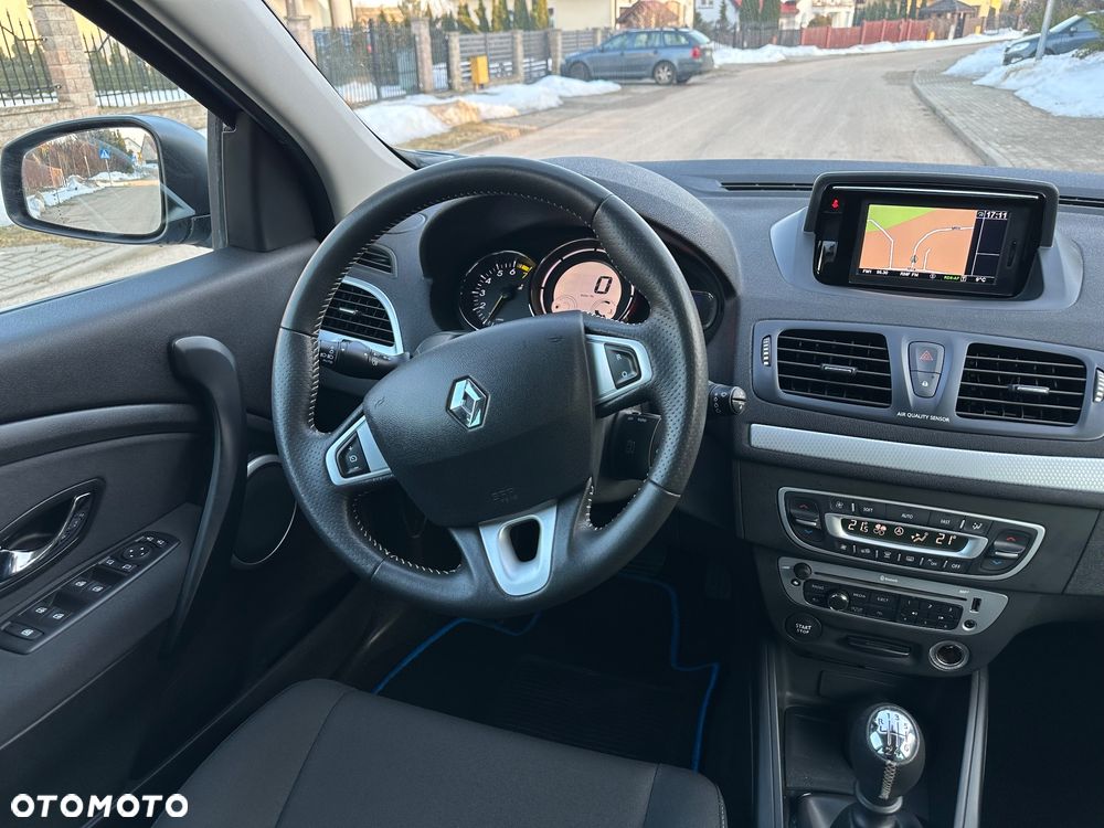 Renault Megane 1.2 16V TCe Energy Bose EU6 - 22