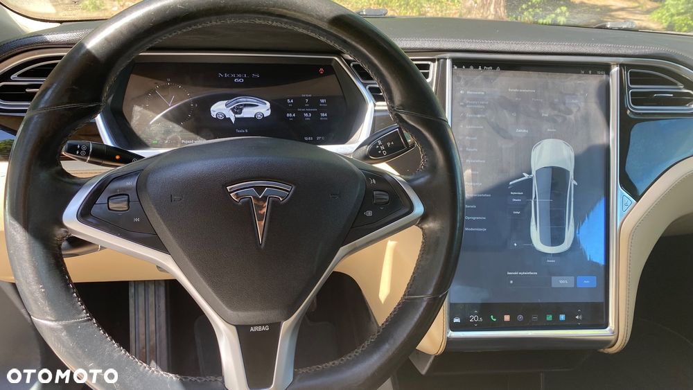 Tesla Model S 60 - 17