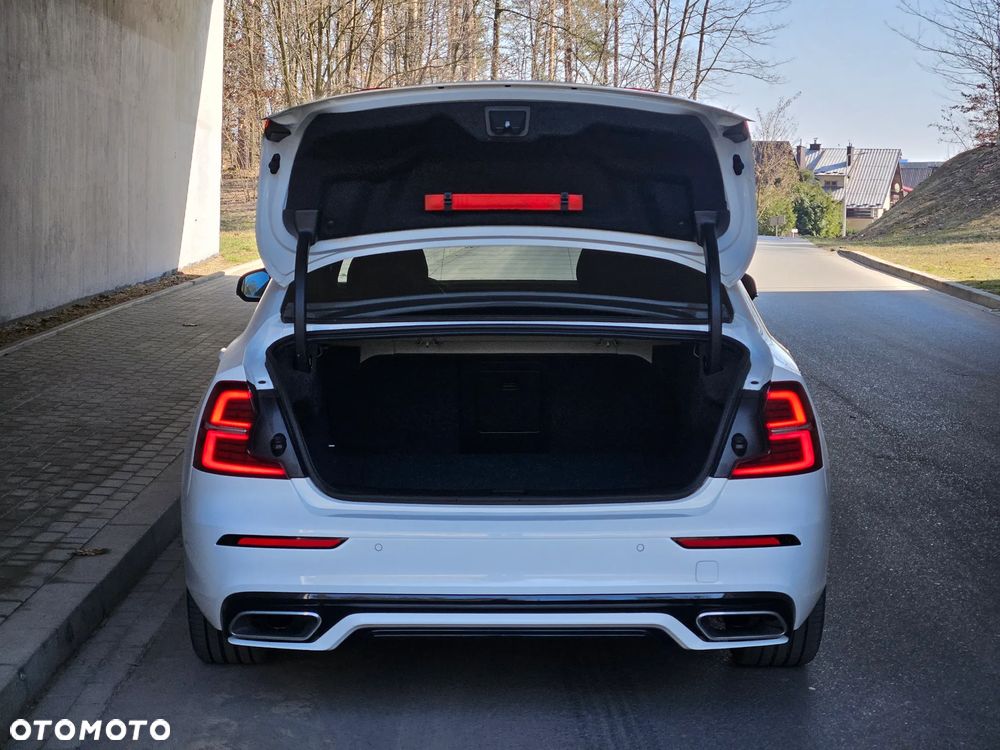 Volvo S60 T4 R-Design - 15