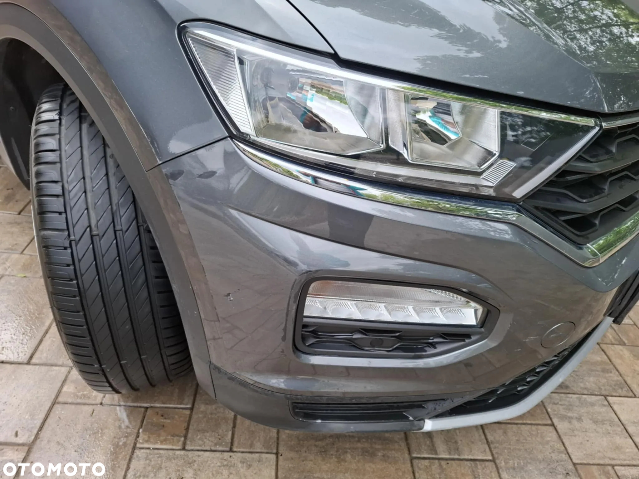 Volkswagen T-Roc 1.0 TSI Advance - 2