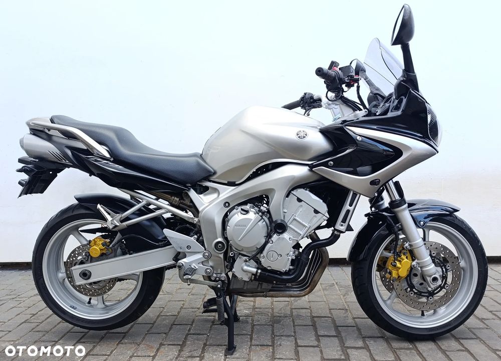Yamaha FZ6 - 7