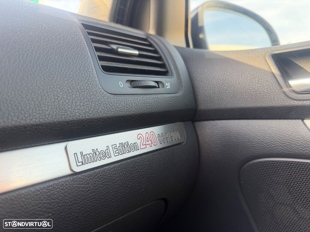 VW Golf 2.0 GTI Edition 35 - 16