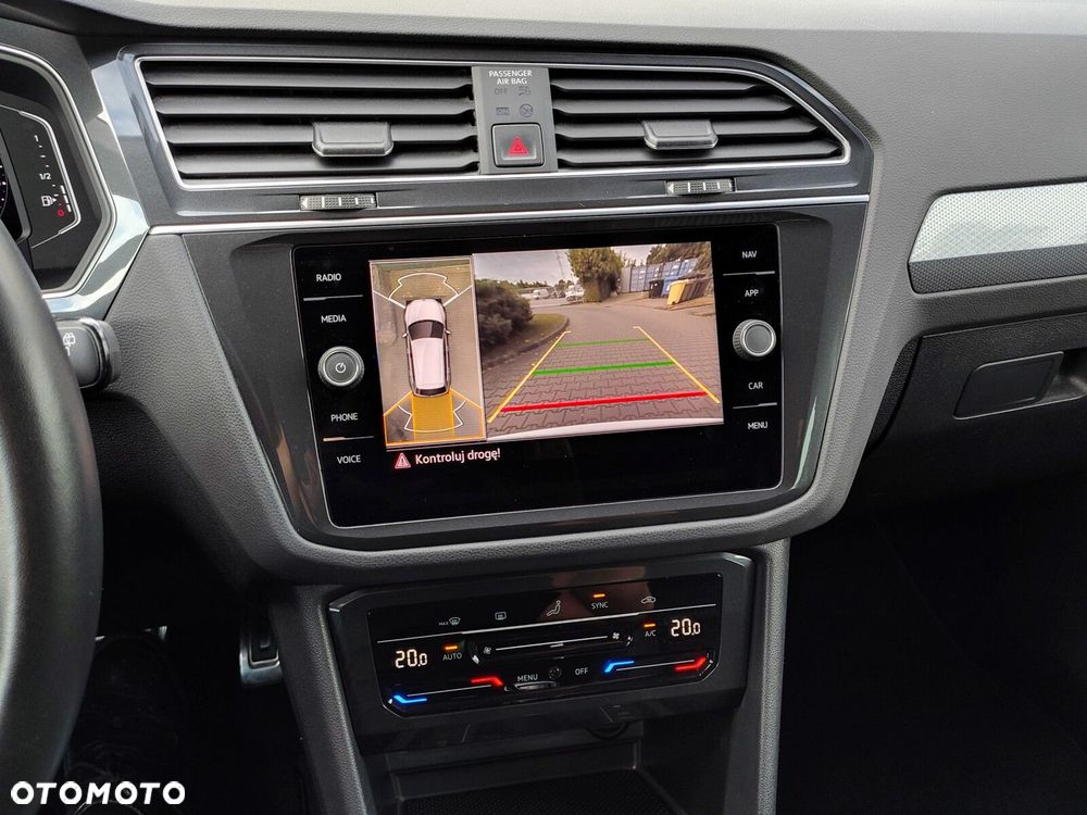Volkswagen Tiguan 2.0 TDI SCR Elegance DSG - 17