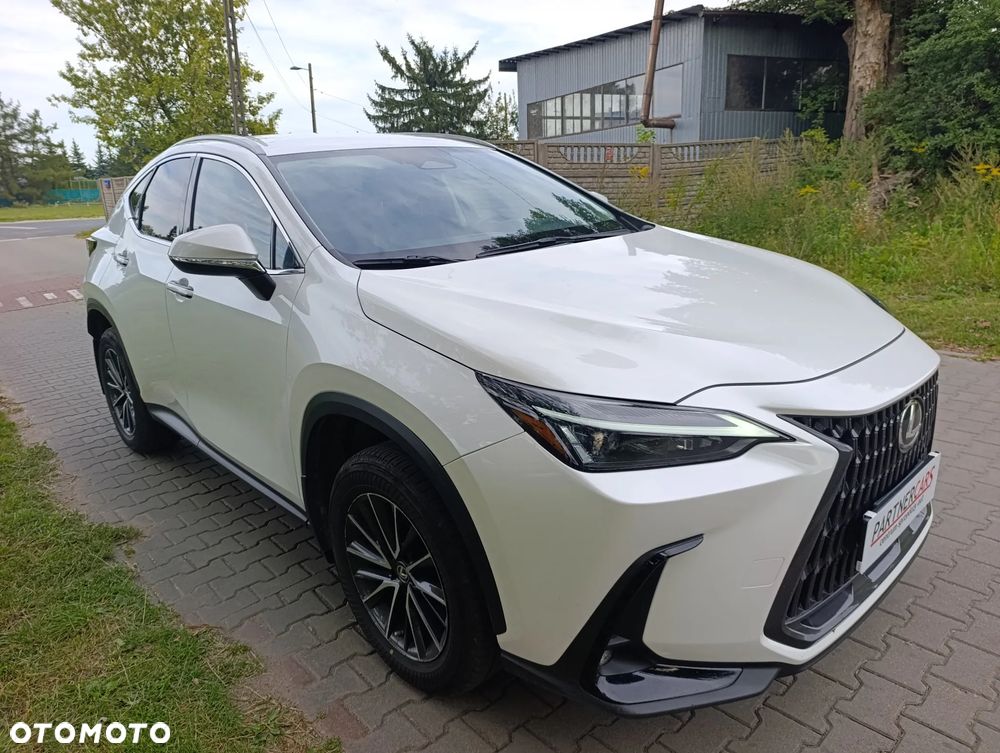 Lexus NX 350h - 3