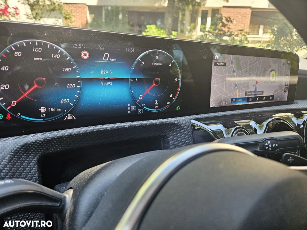 Mercedes-Benz A 180 d Sedan 8G-DCT - 11