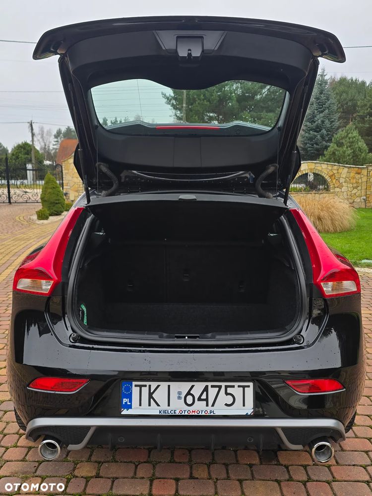 Volvo V40 T4 Drive-E R-Design Momentum - 35