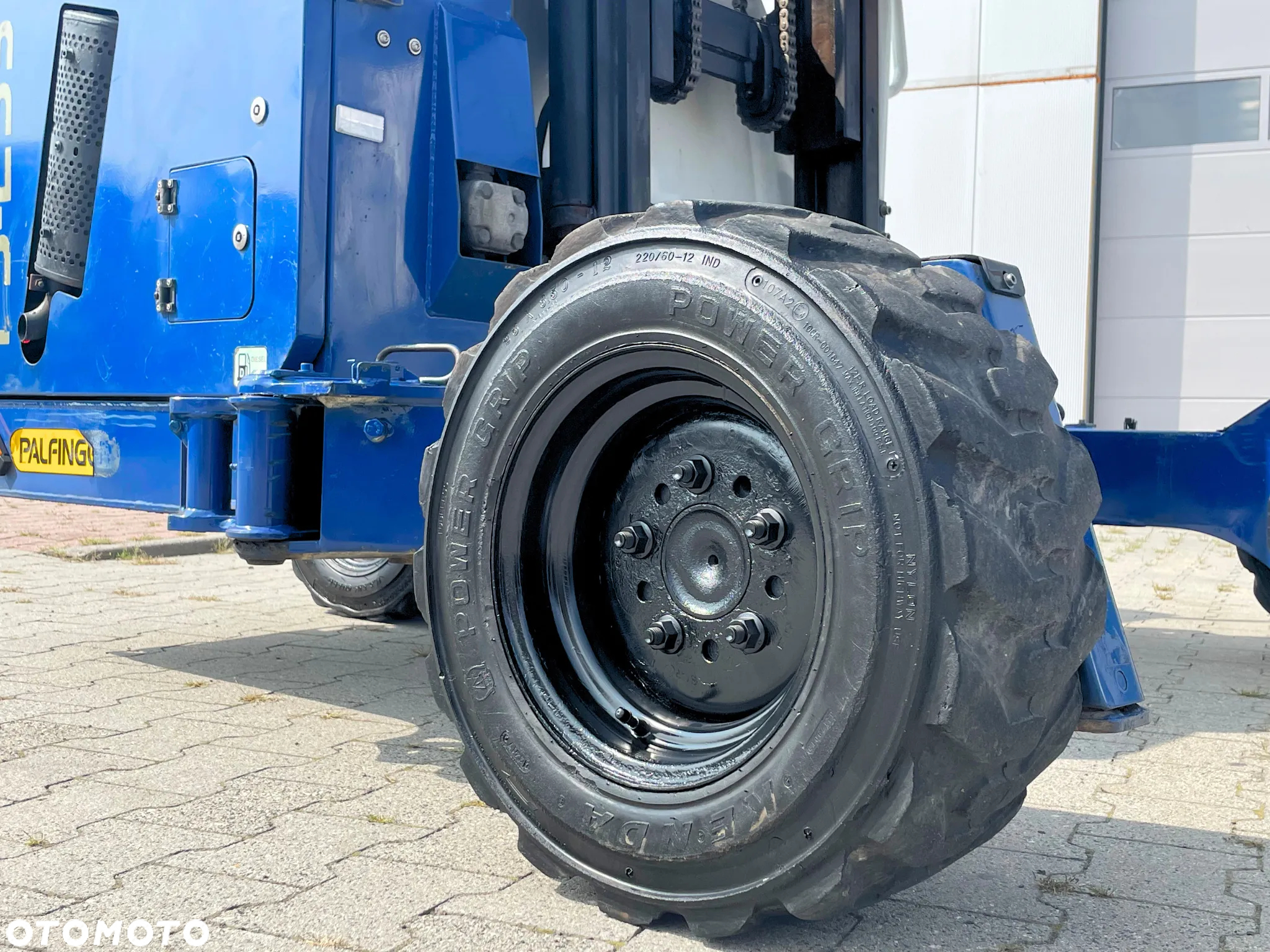 Palfinger F3 253 PX / WÓZEK WIDŁOWY / 3M / 2500 kg - 10