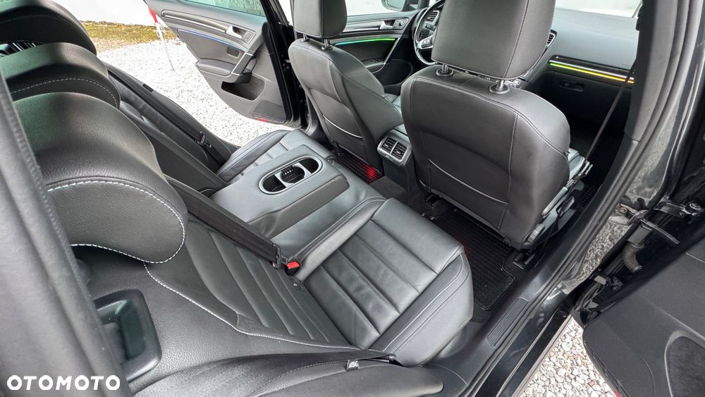 Volkswagen Golf Variant GTD 2.0 TDI SCR DSG - 37