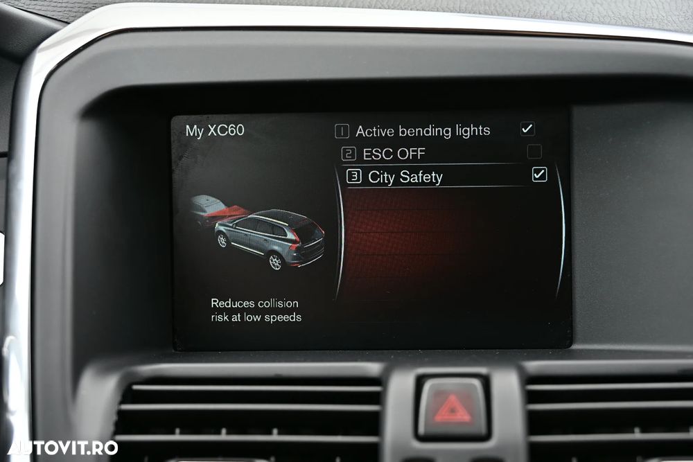 Volvo XC 60 D4 Geartronic Summum - 36