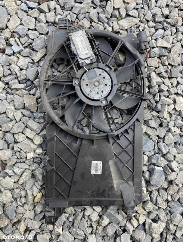 Wentylator chłodnicy FORD FOCUS MK2 1.6 TDCI   3M5H-8C607-RJ - 1