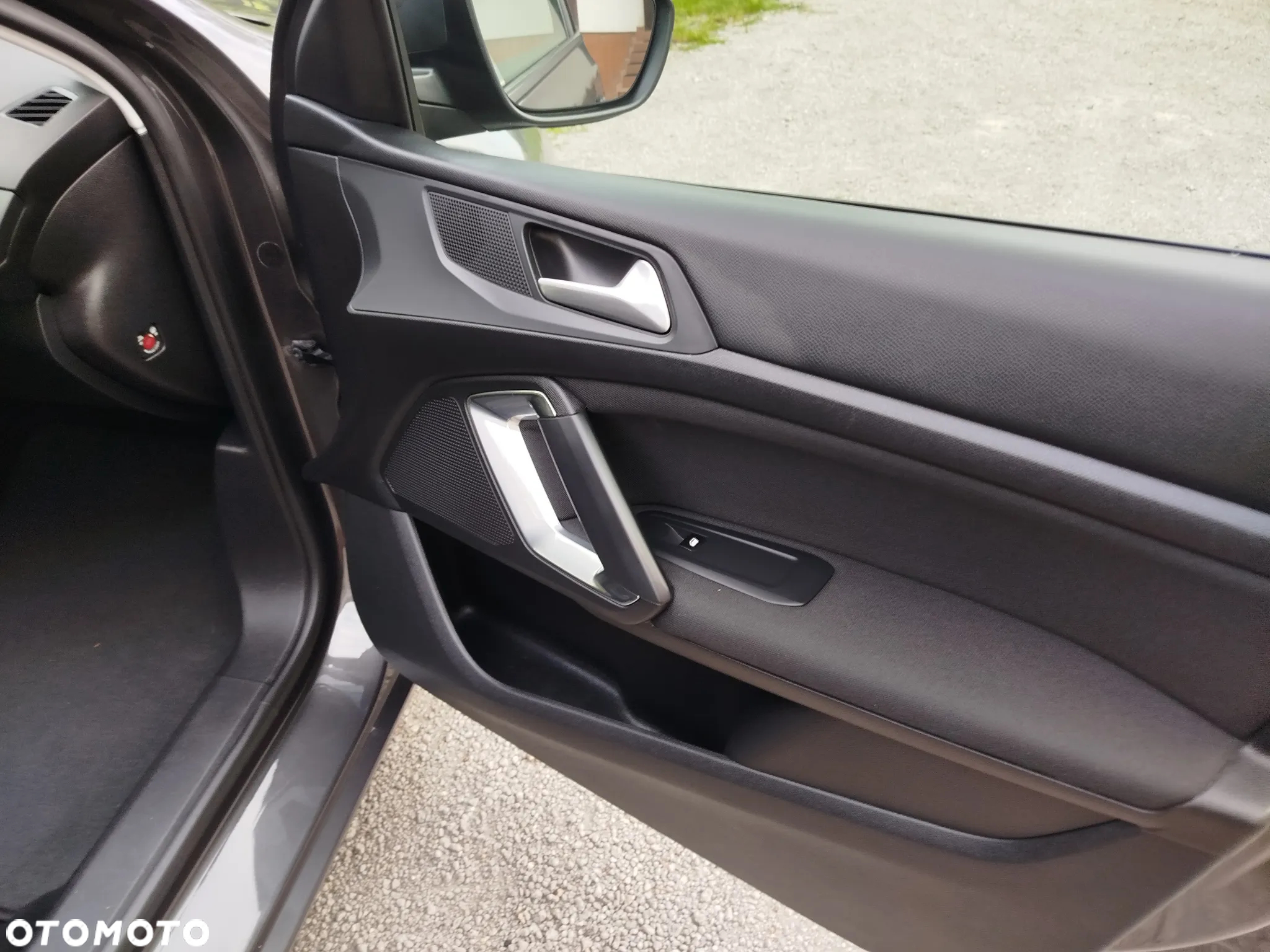 Peugeot 308 SW 1.5 BlueHDi Active S&S - 24