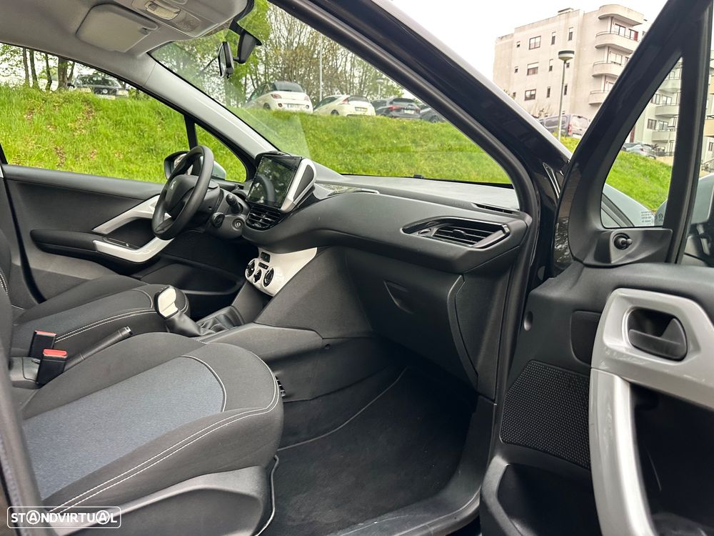 Peugeot 208 PureTech 68 Active - 32