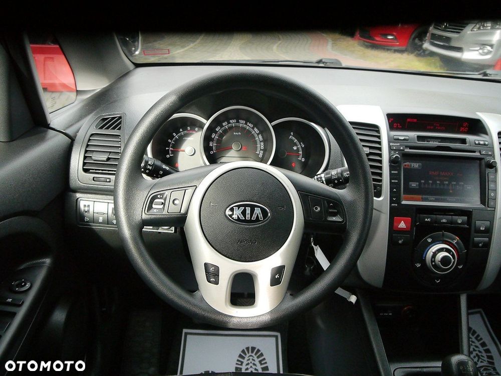 Kia Venga 1.4 CRDi 90 Dream-Team Edition - 15