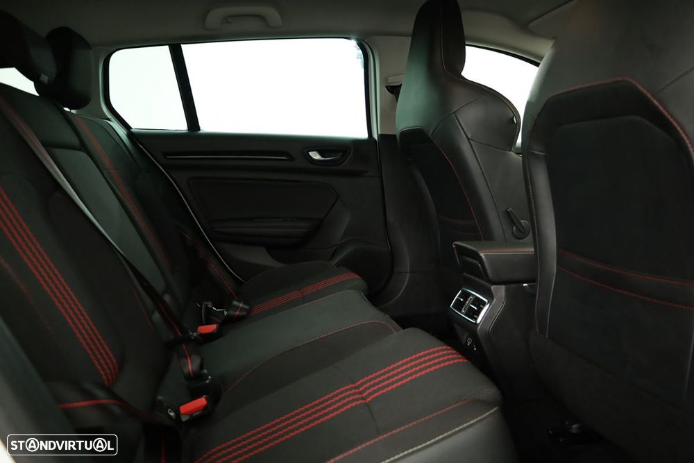 Renault Mégane Sport Tourer 1.6 E-Tech Plug-In Hybrid R.S. Line - 23