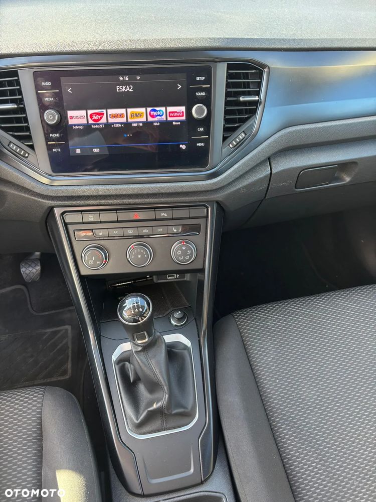 Volkswagen T-Roc - 7