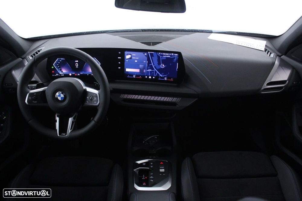 BMW 118 d Pack Desportivo M - 19