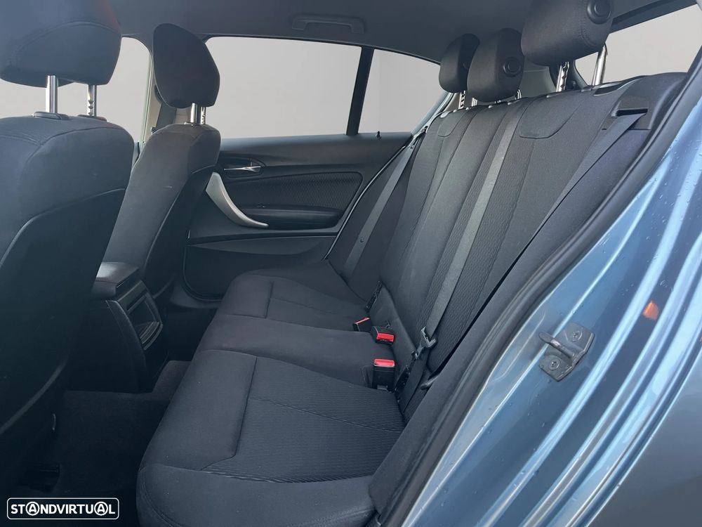BMW 116 i Aut. Urban Line - 17