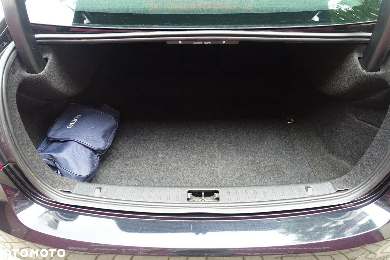 Volvo S60 - 12