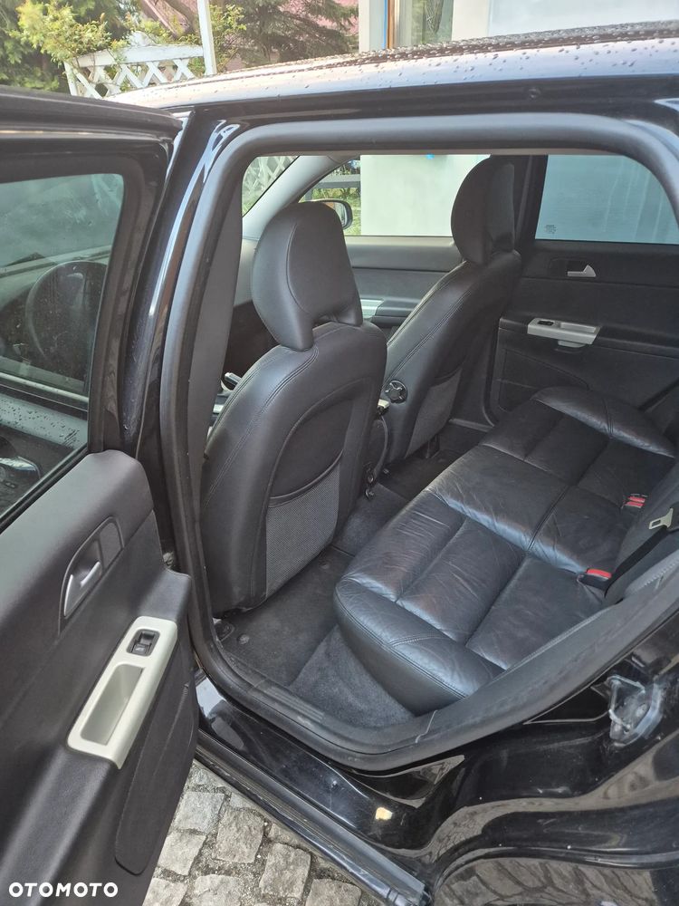 Volvo V50 D5 - 8