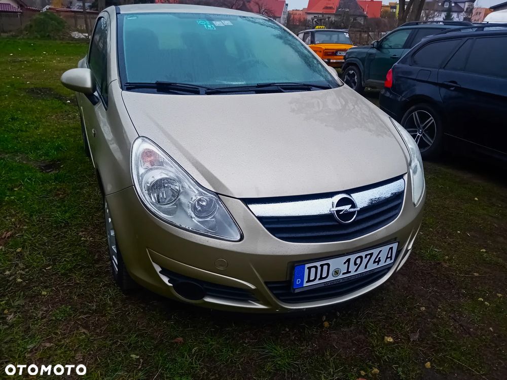 Opel Corsa 1.4 16V Color Edition - 4