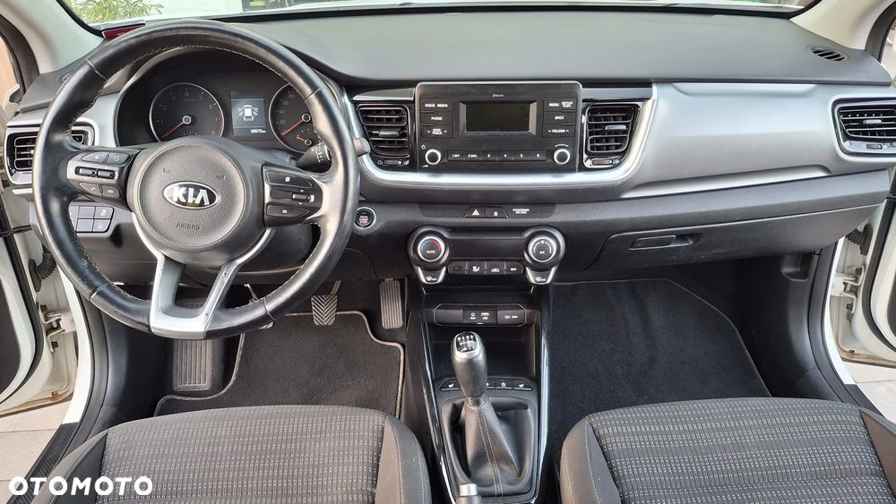 Kia Stonic - 10