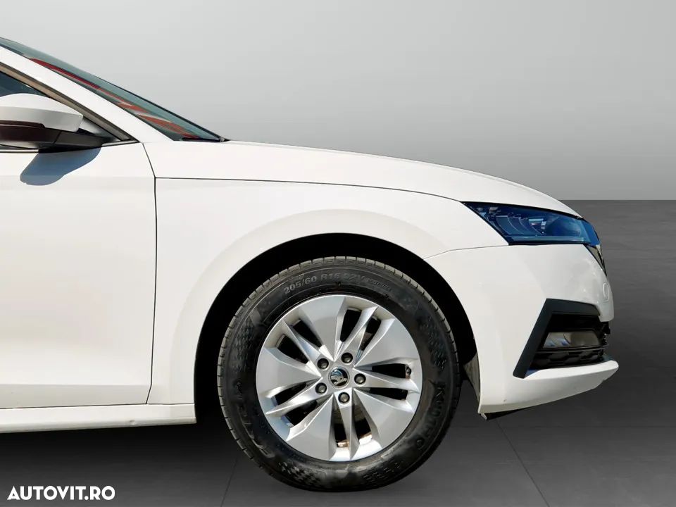 Skoda Octavia 2.0 TDI Ambition - 11