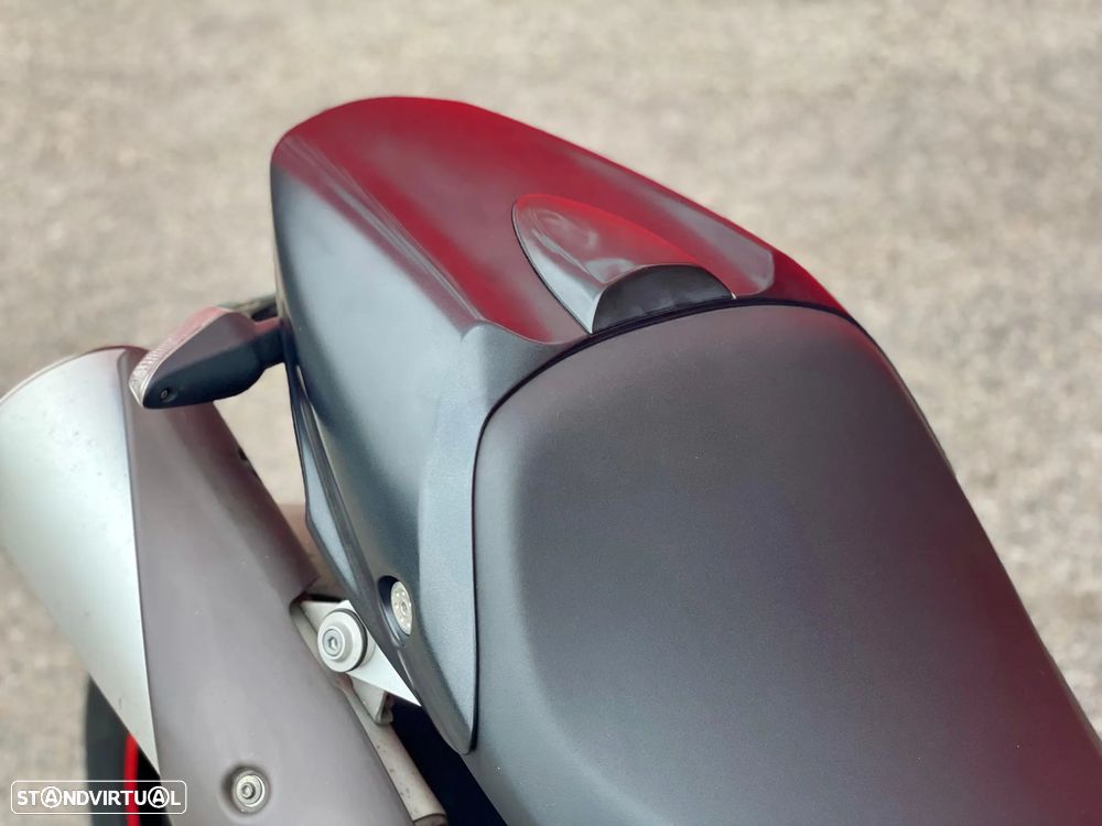Ducati Monster 696 + - 11