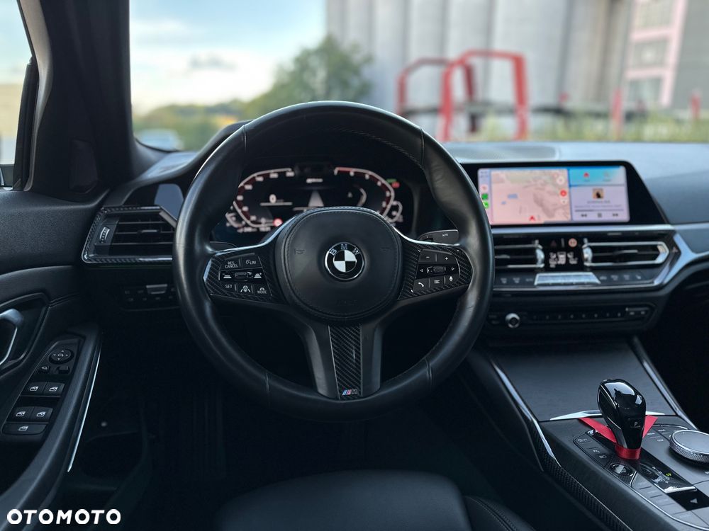 BMW Seria 3 330e Sport Line sport - 15