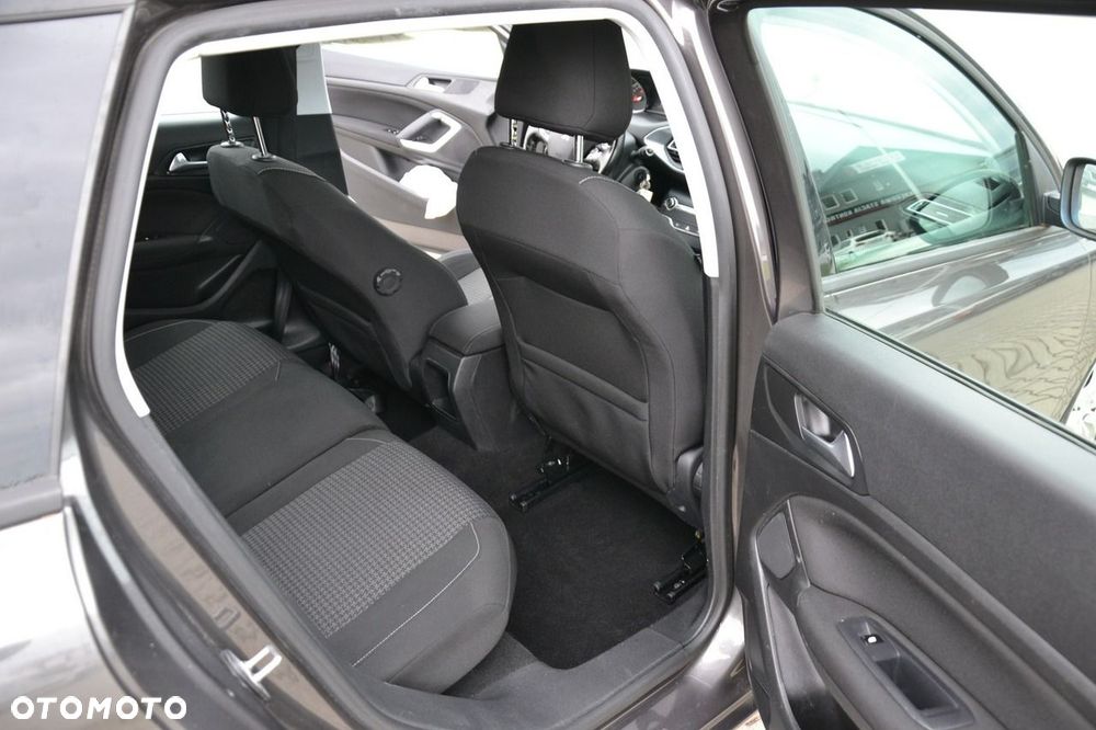 Peugeot 308 - 15