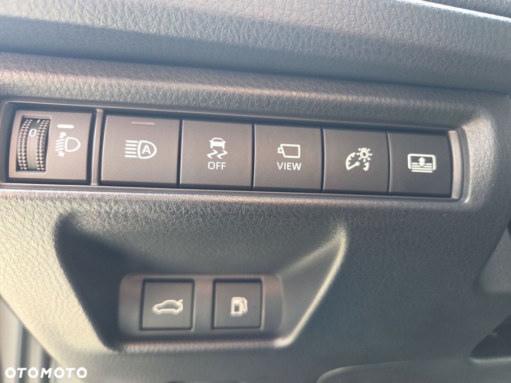 Toyota Camry - 15