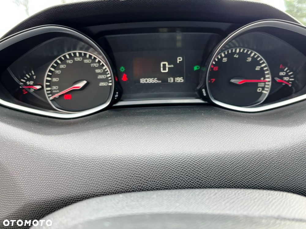Peugeot 308 - 10