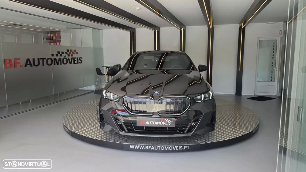 BMW i5 eDrive40 Pack Desportivo M Pro - 12